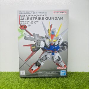 Bandai SDEX GAT-X 105 + AQM/E-X01 Aile Strike Gundam